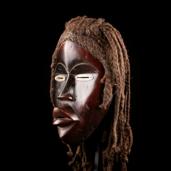 Tribal art dan mask fro Côte d'Ivoire