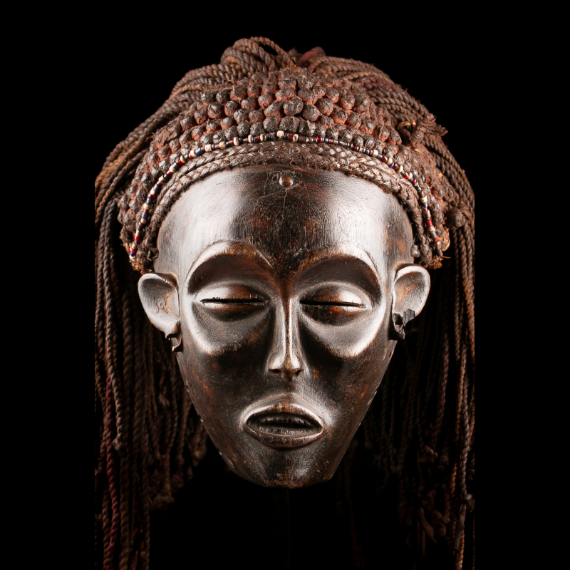 Masque africain Chokwe Mwana Pwo