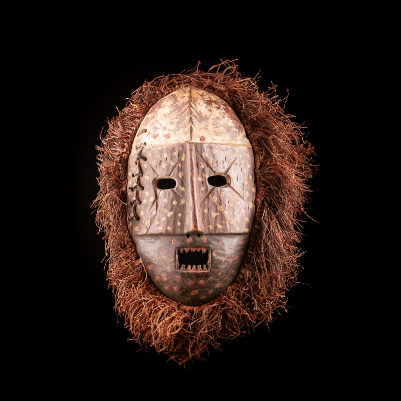 Ndaaka african mask