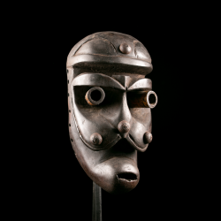 Bete mask from Cote d'Ivoire