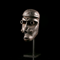 Tribal Art mask of the Bete