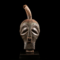 African Art Songye head figure