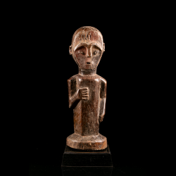 African Art Djonga Inungu figure