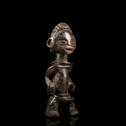 Statue Ngbaka Yanda d'art tribal du Congo