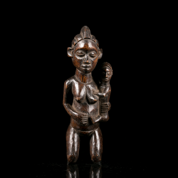 Yaka maternity african art figure