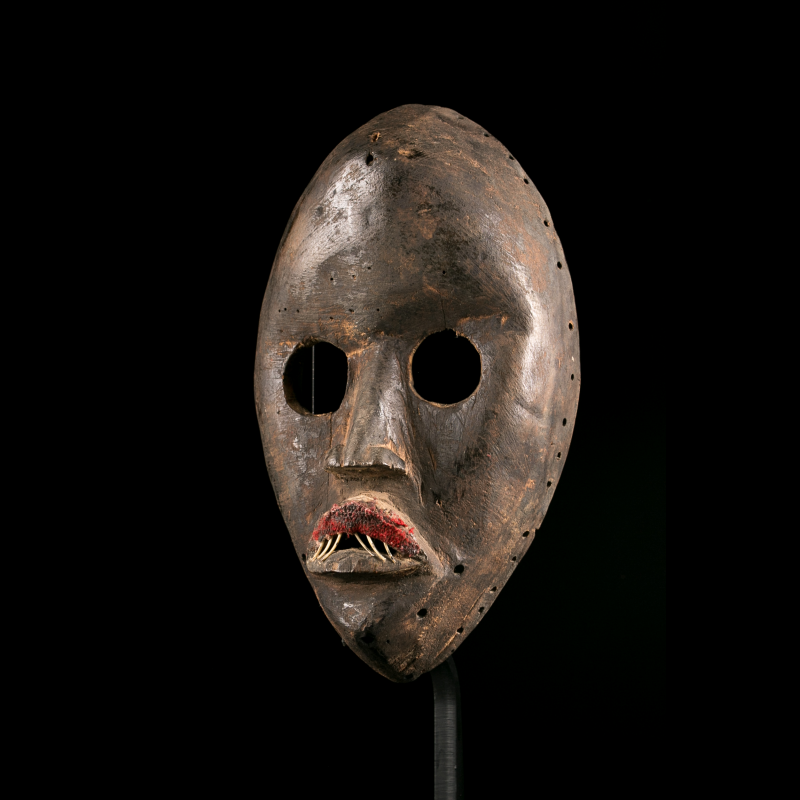 Dan african art mask