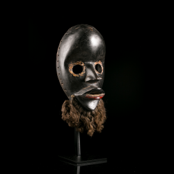 Dan Deangle tribal art mask