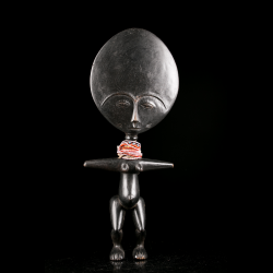 Ashanti Akua'ba doll
