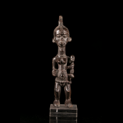 Bena Lulua Mbulenga maternity figure of african tribal art