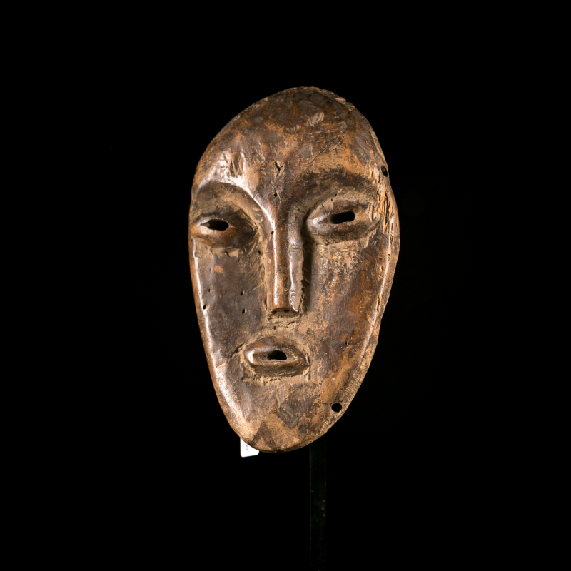 Masque africain archaïque de type Picasso, Braque et consorts.