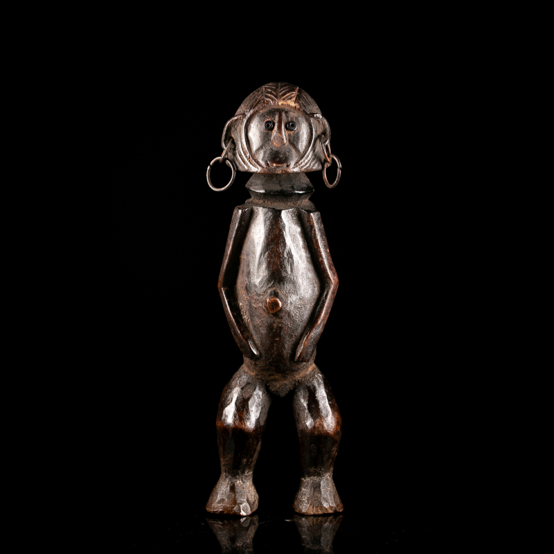 African art Zande figure of the Mani
