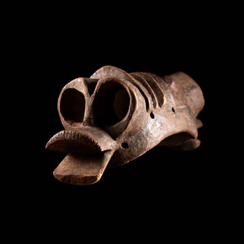 Mumuye tribal art mask