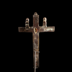 Kongo Kiditu crucifix