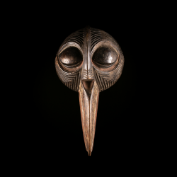 Masque tribal Luba Bukasandji du Congo