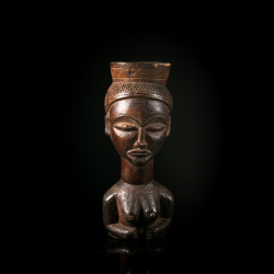 Coupe africaine céphalomorphe Kuba