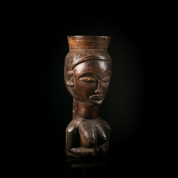 Coupe céphalomorphe d'art tribal africain Kuba