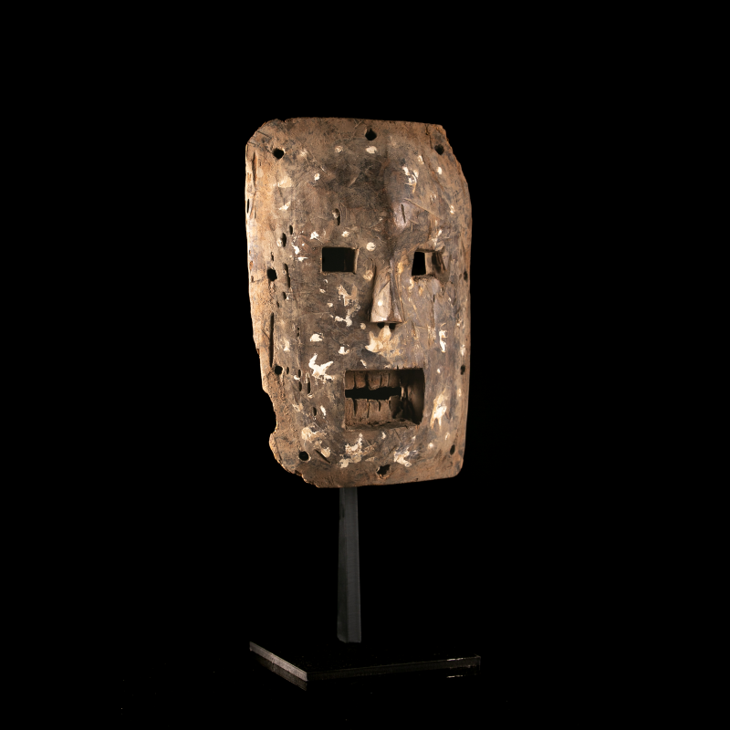 Early Kumu Nsembu Ibole mask from DR Congo, frontal view showing its aged patina