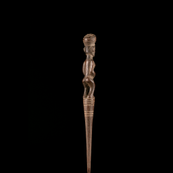 Antique Chokwe Lwena hairpin – side view