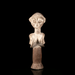 Statue initiatique Lega du Bwami en bois, vue de face