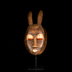 African Baule anthropomorphic mask with large horns