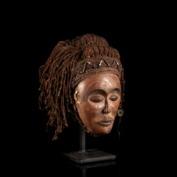 Chokwe Mwana Pwo mask with traditional fibre coiffure – African art