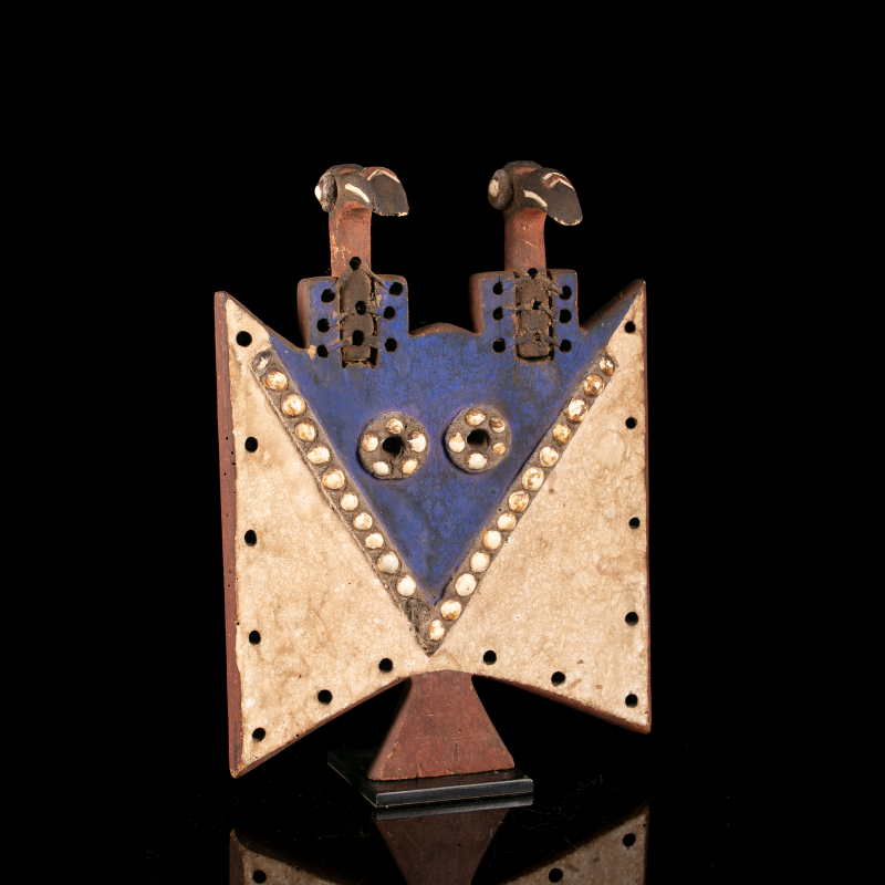 Masque-planche Toussian Ioniaké Loniaken polychrome à deux oiseaux, Burkina Faso, vue de face