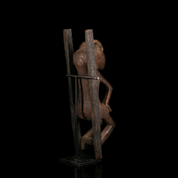 Statue Mbole Ofika vue arrière, sculpture africaine traditionnelle du Lomami