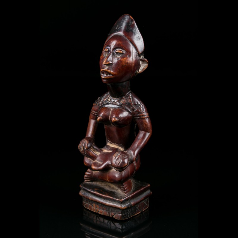 Tiny Phemba maternity - Kongo Yombe - Congo