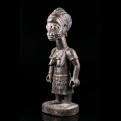 Female figure - Yoruba - Nigeria