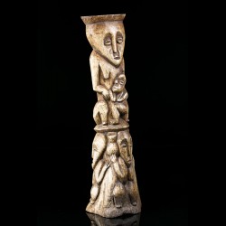 Bwami worship bone figure - Lega - Congo