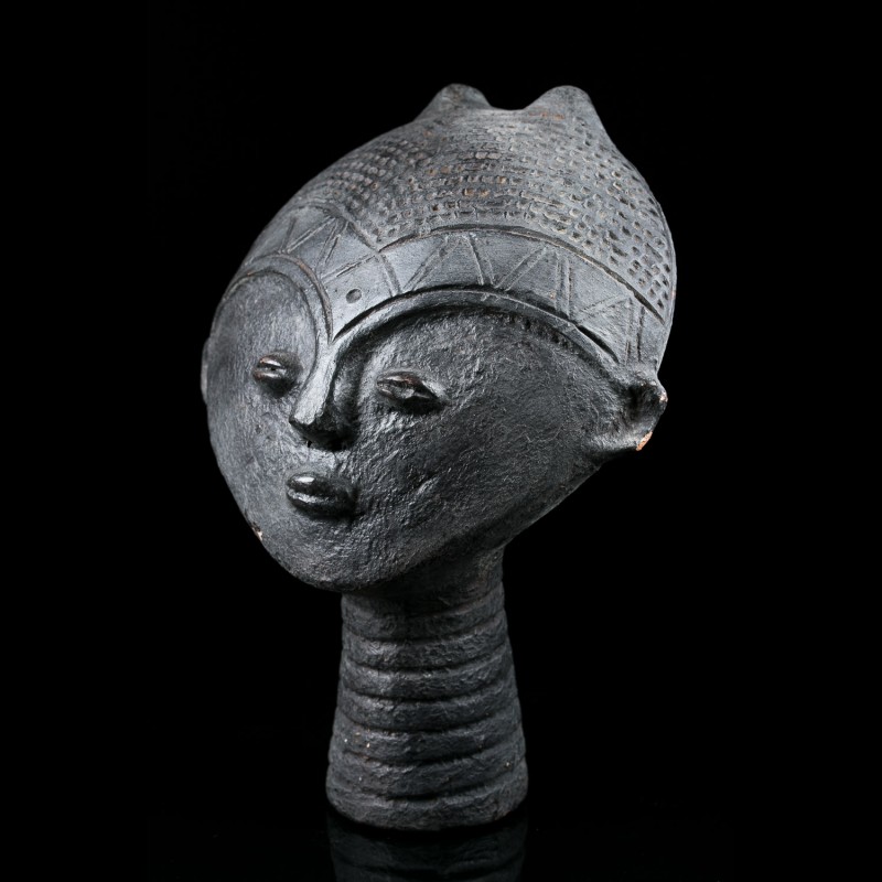 Nsodia funerary head - Akan Kwahu - Ghana