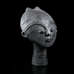 Nsodia funerary head - Akan Kwahu - Ghana