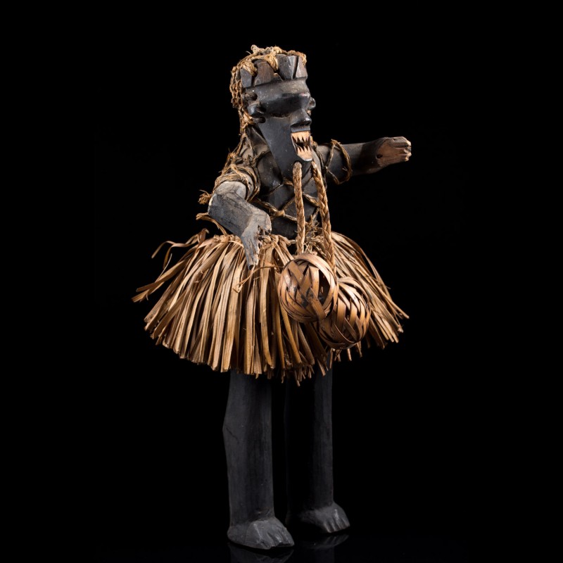 Dancer figure - Salampasu - Congo