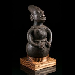 Terracotta figurative jar - Mangbetu - Congo