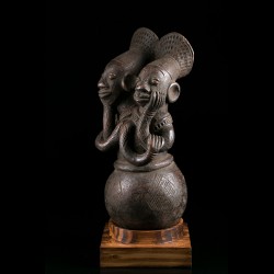 Terracotta figurative jar - Mangbetu - Congo